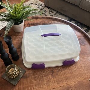 Wilton 3 in 1 Cupcake Cake Carrier Storage Holder